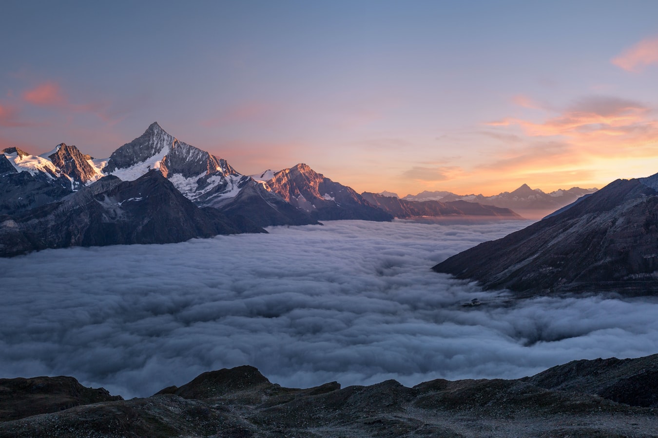 Pic de Gance au dessu des nuages